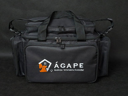 Bolsa profissional personalizada com a logo do cliente, cor preta com alça e tira colo.